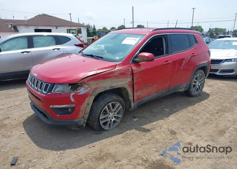 2020 Jeep Compass Latitude 4X4 z USA, uszkodzony, nr VIN 3C4NJDBBXLT129847